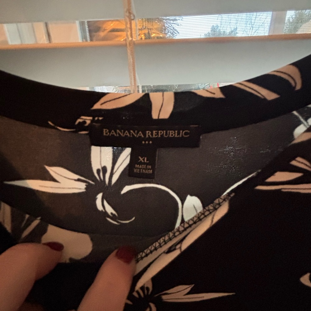 Banana Republic Monochrome Floral Dress